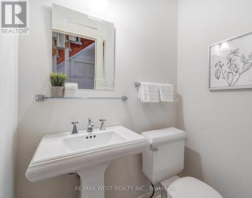 1296 Cermel Drive, Mississauga (Lorne Park), ON - Indoor Photo Showing Bathroom