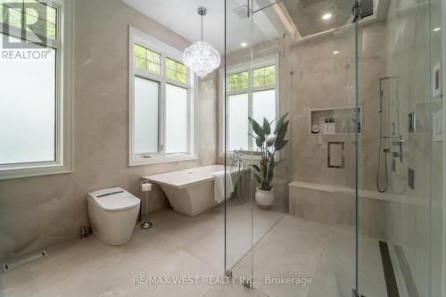 2081 20Th Side Road, Milton (Nassagaweya), ON - Indoor Photo Showing Bathroom