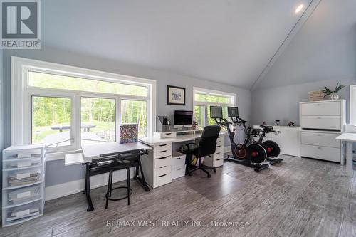 2081 20Th Side Road, Milton (Nassagaweya), ON - Indoor Photo Showing Office