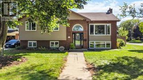 301 Newton Crescent, Sarnia, ON - Outdoor