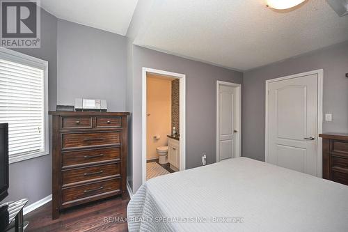 10 Arnprior Road, Brampton (Northwest Brampton), ON - Indoor Photo Showing Bedroom