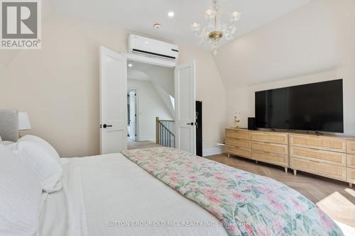 133 Westminster Avenue, Toronto (High Park-Swansea), ON - Indoor Photo Showing Bedroom