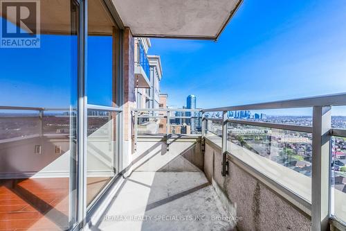 2011 - 55 Strathaven Drive W, Mississauga (Hurontario), ON - Outdoor With Balcony With View With Exterior