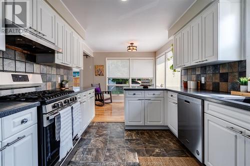 231 Division Street South, Kingsville, ON - Indoor Photo Showing Kitchen