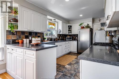 231 Division Street South, Kingsville, ON - Indoor Photo Showing Kitchen