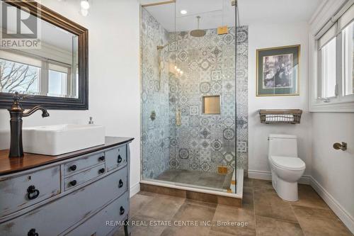 514369 2Nd Line, Amaranth, ON - Indoor Photo Showing Bathroom