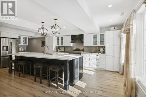 514369 2Nd Line, Amaranth, ON - Indoor Photo Showing Kitchen With Upgraded Kitchen