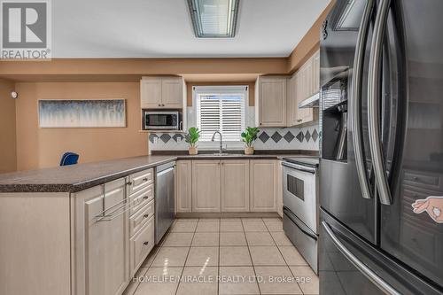 971 West 5Th Street, Hamilton (Kernighan), ON - Indoor Photo Showing Kitchen