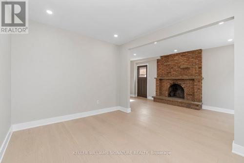 49 Spartan Avenue, Hamilton (Stoney Creek), ON - Indoor With Fireplace