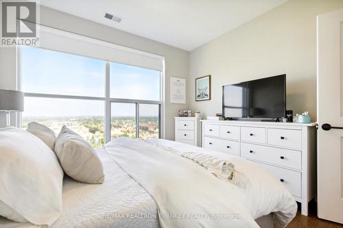 906 - 1880 Gordon Street, Guelph (Guelph South), ON - Indoor Photo Showing Bedroom