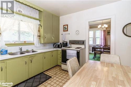 183 West Road, Huntsville, ON - Indoor Photo Showing Kitchen With Double Sink