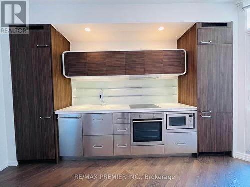 309 - 45 Charles Street, Toronto (Church-Yonge Corridor), ON - Indoor Photo Showing Kitchen