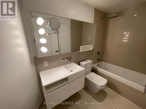 309 - 45 Charles Street, Toronto (Church-Yonge Corridor), ON - Indoor Photo Showing Bathroom