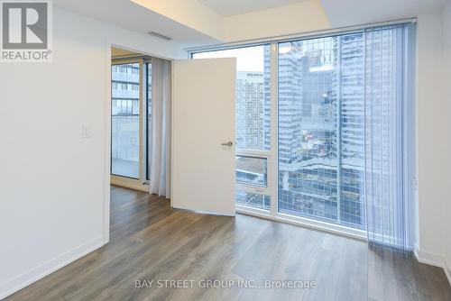 2109 - 100 Harbour Street, Toronto, ON - Indoor Photo Showing Other Room