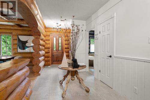 768 Tracey'S Hill Road, Kawartha Lakes, ON - Indoor Photo Showing Other Room