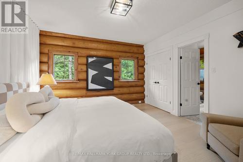 768 Tracey'S Hill Road, Kawartha Lakes, ON - Indoor Photo Showing Bedroom