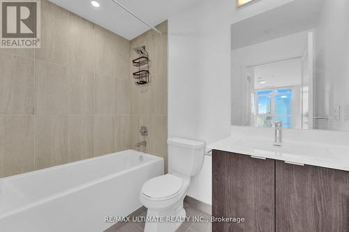 1006 - 225 Village Green Square, Toronto (Agincourt South-Malvern West), ON - Indoor Photo Showing Bathroom