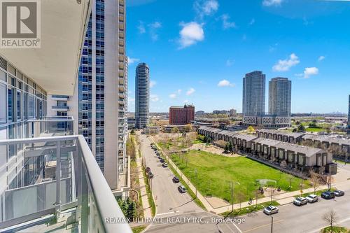 1006 - 225 Village Green Square, Toronto (Agincourt South-Malvern West), ON - Outdoor