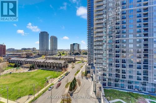 1006 - 225 Village Green Square, Toronto, ON - Outdoor With Facade