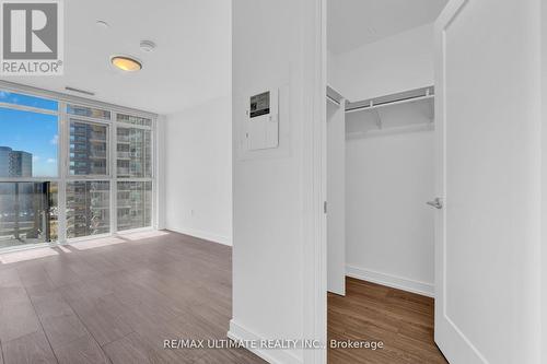 1006 - 225 Village Green Square, Toronto (Agincourt South-Malvern West), ON - Indoor