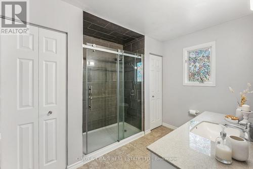 42 Soper Creek Drive, Clarington (Bowmanville), ON - Indoor Photo Showing Bathroom