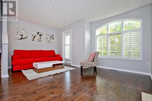 90 Bassett Avenue, Richmond Hill (Langstaff), ON - Indoor