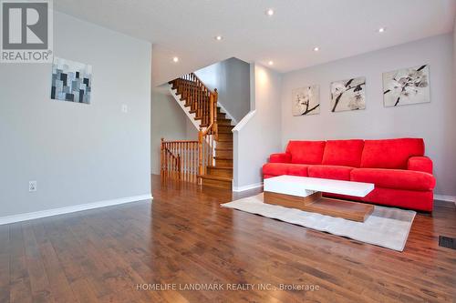 90 Bassett Avenue, Richmond Hill (Langstaff), ON - Indoor Photo Showing Living Room