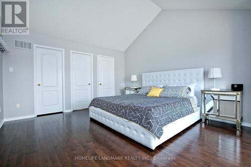 90 Bassett Avenue, Richmond Hill (Langstaff), ON - Indoor Photo Showing Bedroom