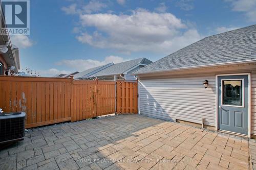 90 Bassett Avenue, Richmond Hill (Langstaff), ON - Outdoor