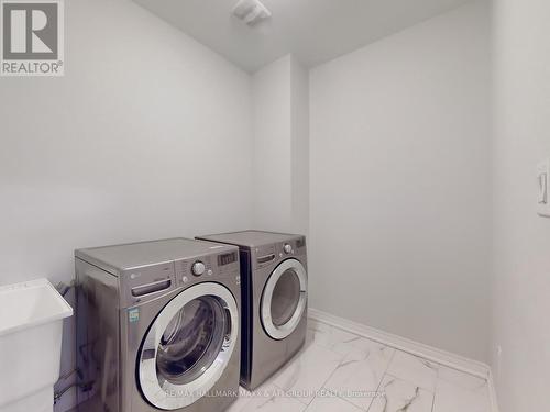 2027 Webster Boulevard, Innisfil (Alcona), ON - Indoor Photo Showing Laundry Room