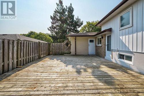 140 Orchard Heights Boulevard, Aurora, ON - Outdoor With Deck Patio Veranda With Exterior