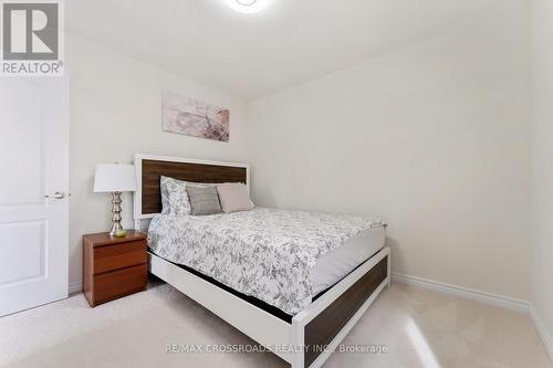 118 Tumblewood Place W, Welland, ON - Indoor Photo Showing Bedroom