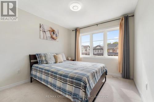 118 Tumblewood Place W, Welland, ON - Indoor Photo Showing Bedroom