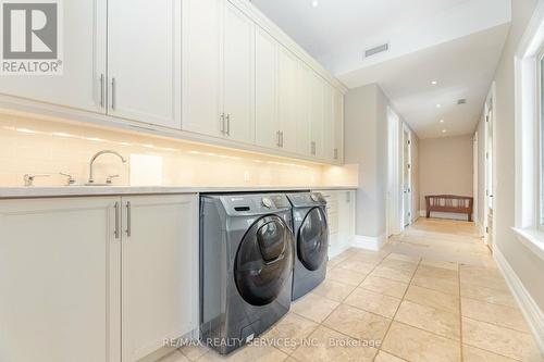 18873 Heart Lake Road, Caledon, ON - Indoor Photo Showing Laundry Room