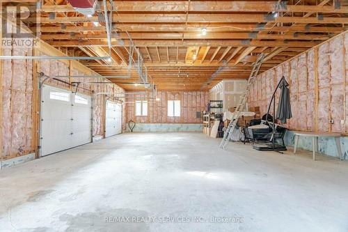 18873 Heart Lake Road, Caledon, ON - Indoor Photo Showing Garage