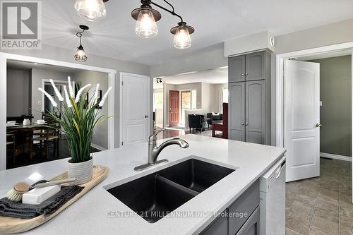 38 Lawler Drive, Grey Highlands (Markdale), ON - Indoor Photo Showing Kitchen With Double Sink