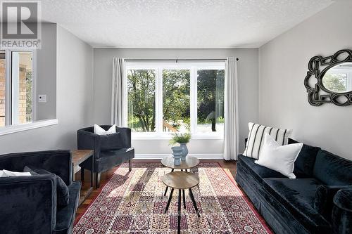 38 Lawler Drive, Grey Highlands (Markdale), ON - Indoor Photo Showing Living Room