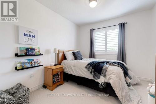 171 Westbank Trail, Hamilton (Stoney Creek Mountain), ON - Indoor Photo Showing Bedroom