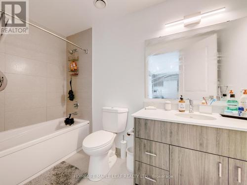 1310 - 15 Glebe Street, Cambridge, ON - Indoor Photo Showing Bathroom