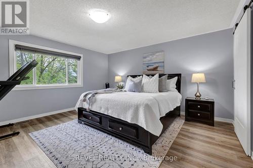 46 Royal Estate Drive, Kawartha Lakes (Pontypool), ON - Indoor Photo Showing Bedroom