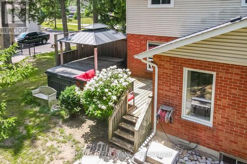 46 Royal Estate Drive, Kawartha Lakes (Pontypool), ON - Outdoor With Deck Patio Veranda With Exterior