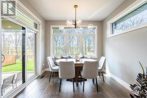 31 Royal Dornoch Drive, St. Thomas, ON - Indoor Photo Showing Dining Room