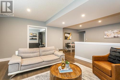 31 Royal Dornoch Drive, St. Thomas, ON - Indoor Photo Showing Living Room