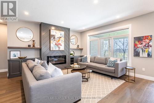 31 Royal Dornoch Drive, St. Thomas, ON - Indoor Photo Showing Living Room With Fireplace