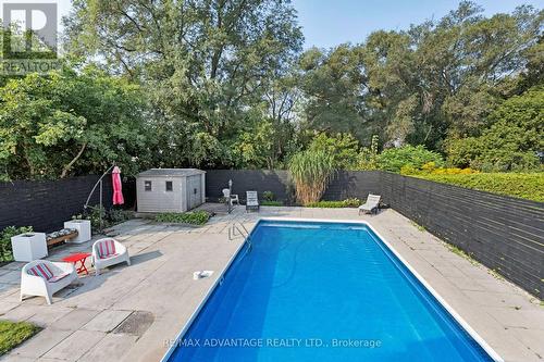 465 Ashland Avenue, London, ON - Outdoor With In Ground Pool With Backyard