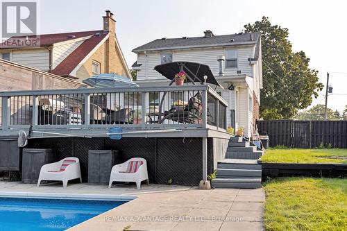 465 Ashland Avenue, London, ON - Outdoor With In Ground Pool