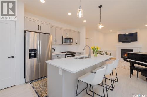 364 Olson Lane E, Saskatoon, SK - Indoor Photo Showing Kitchen With Double Sink With Upgraded Kitchen