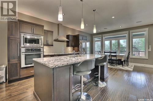 4613 Skinner Crescent, Regina, SK - Indoor Photo Showing Kitchen With Stainless Steel Kitchen With Upgraded Kitchen