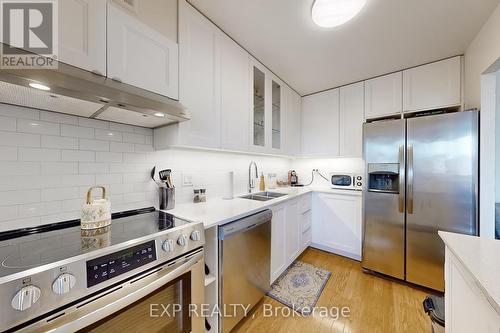 415 - 1801 O'Connor Drive, Toronto (Victoria Village), ON - Indoor Photo Showing Kitchen With Double Sink With Upgraded Kitchen