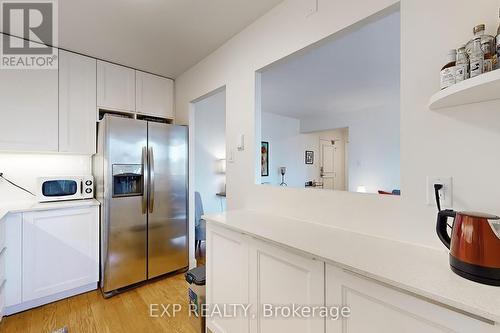 415 - 1801 O'Connor Drive, Toronto (Victoria Village), ON - Indoor Photo Showing Kitchen